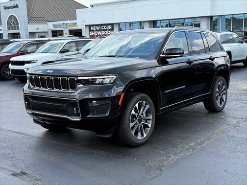 2025 Jeep Grand Cherokee Overland