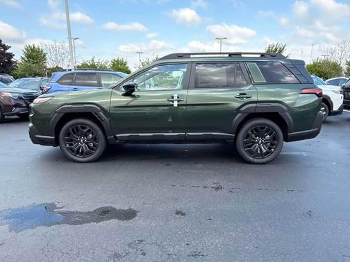 Deep Emerald Green Pearl 2026 Subaru Outback Limited XT
