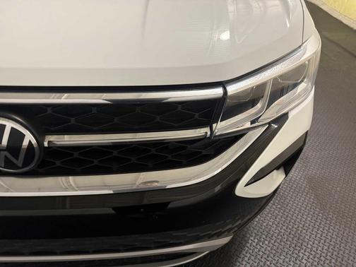 2023 Volkswagen Taos 1.5T SEL