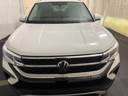 2023 Volkswagen Taos 1.5T SEL
