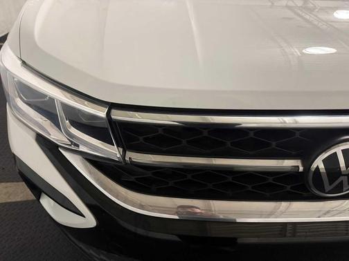 2023 Volkswagen Taos 1.5T SEL