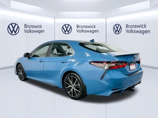 Cavalry Blue 2023 Toyota Camry SE