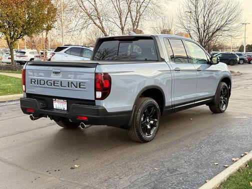 2024 Honda Ridgeline Black