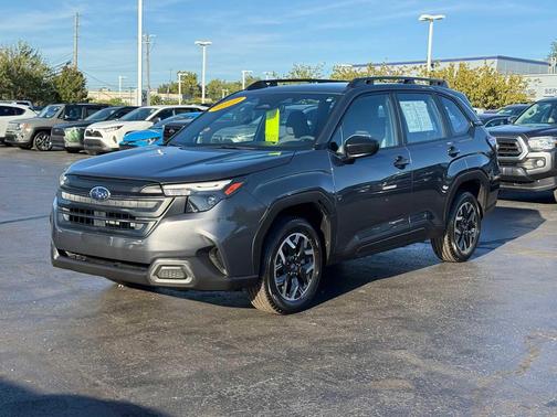 2025 Subaru Forester Base