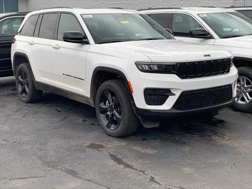 2025 Jeep Grand Cherokee Altitude