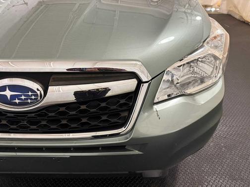 2016 Subaru Forester 2.5i