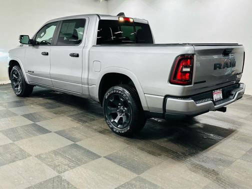 Billet Silver Metallic Clearcoat 2025 RAM 1500 Big Horn/Lone Star
