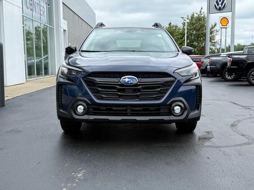Cosmic Blue Pearl 2024 Subaru Outback Onyx Edition