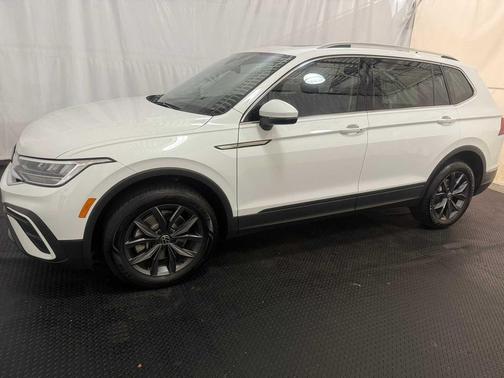 2022 Volkswagen Tiguan 2.0T SE 4MOTION