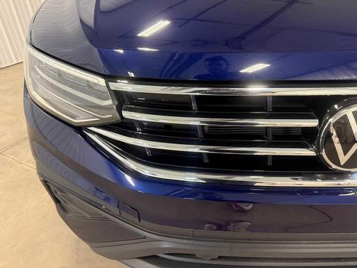 Atlantic Blue Metallic 2024 Volkswagen Tiguan 2.0T SE 4MOTION