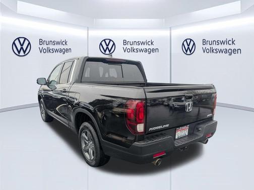 Crystal Black Pearl 2023 Honda Ridgeline RTL