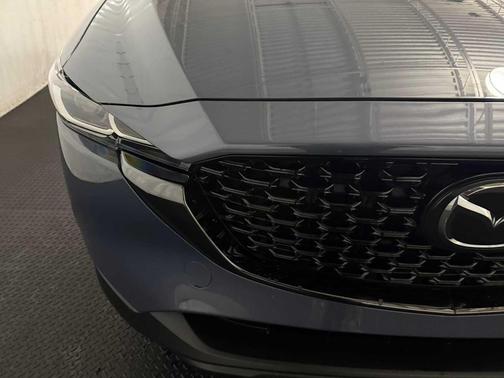 2023 Mazda CX-5 Carbon Edition