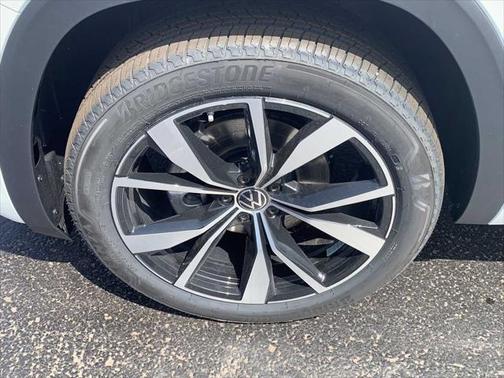 2025 Volkswagen Atlas 2.0T SEL Premium R-Line 4MOTION
