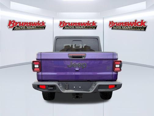Reign 2026 Jeep Gladiator Willys 4x4