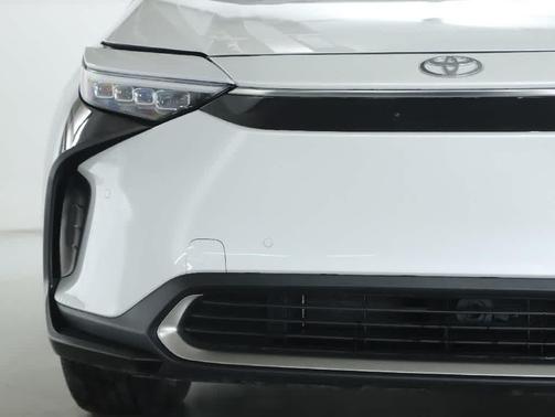 2024 Toyota bZ4X Limited