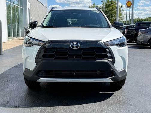 Wind Chill Pearl 2026 Toyota Corolla Cross LE