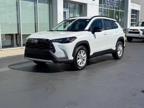 Wind Chill Pearl 2026 Toyota Corolla Cross LE