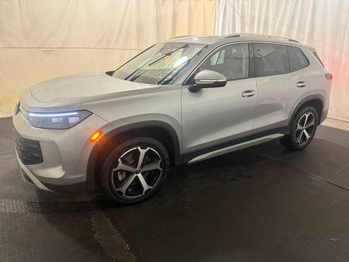 2025 Volkswagen Tiguan 2.0T SE 4MOTION