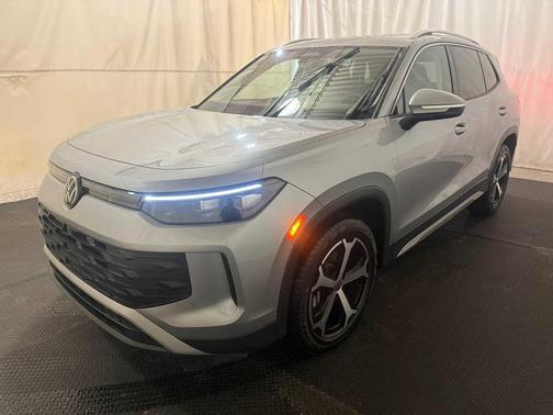 2025 Volkswagen Tiguan 2.0T SE 4MOTION