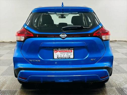 2023 Nissan Kicks SV