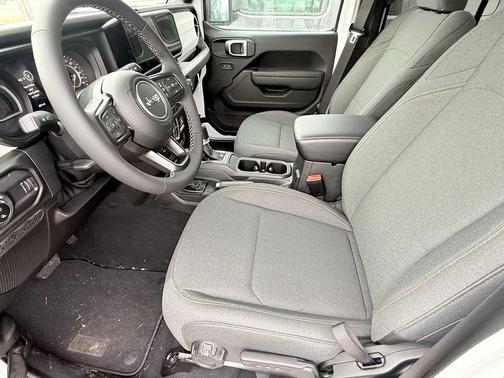 2026 Jeep Gladiator Sport S