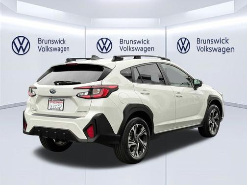 Crystal White Pearl 2025 Subaru Crosstrek Premium