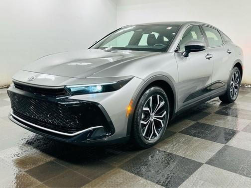 2023 Toyota Crown XLE