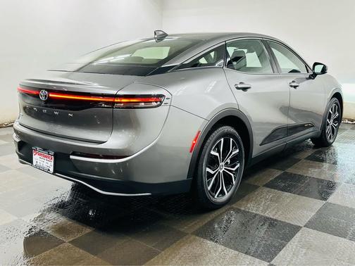 2023 Toyota Crown XLE