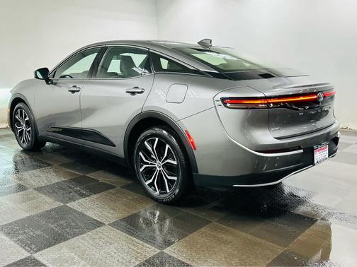 2023 Toyota Crown XLE