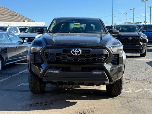 2025 Toyota Tacoma TRD Off Road