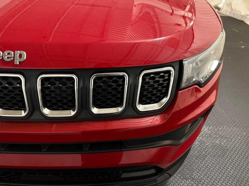 2023 Jeep Compass Latitude