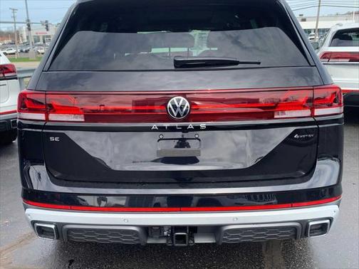 2025 Volkswagen Atlas 2.0T Peak Edition