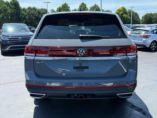 2025 Volkswagen Atlas 2.0T SE w/Technology 4MOTION