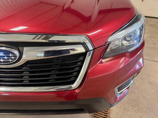 Crimson Red Pearl 2019 Subaru Forester Limited