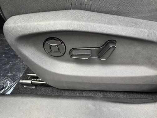 2026 Volkswagen Tiguan 2.0T SE 4MOTION