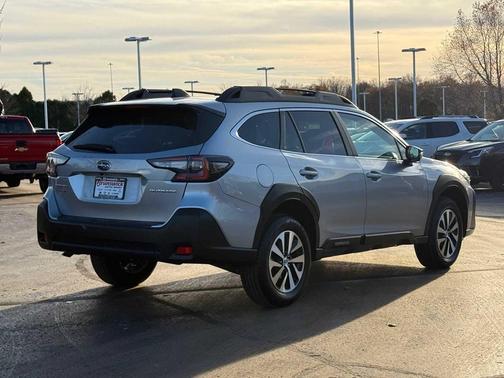 2025 Subaru Outback Premium
