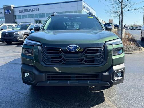 Deep Emerald Green Pearl 2026 Subaru Outback Touring XT