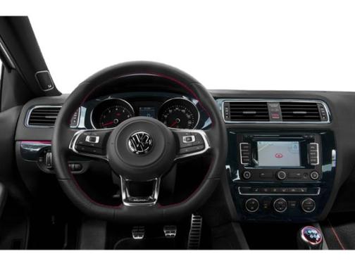 Pure White 2015 Volkswagen Jetta Man SE
