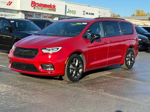 2026 Chrysler Pacifica Limited