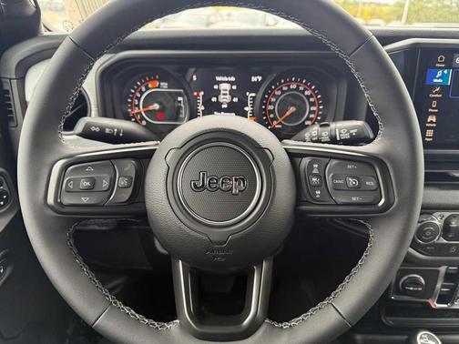 Granite Crystal Metallic Clearcoat 2026 Jeep Wrangler Sport S