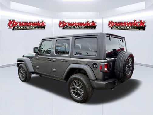 Granite Crystal Metallic Clearcoat 2026 Jeep Wrangler Sport S