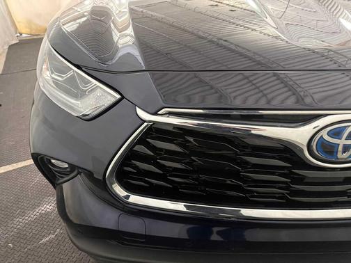 2024 Toyota Highlander Hybrid Limited
