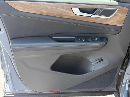 Pure Gray 2026 Volkswagen Atlas 2.0T SE w/Technology 4MOTION