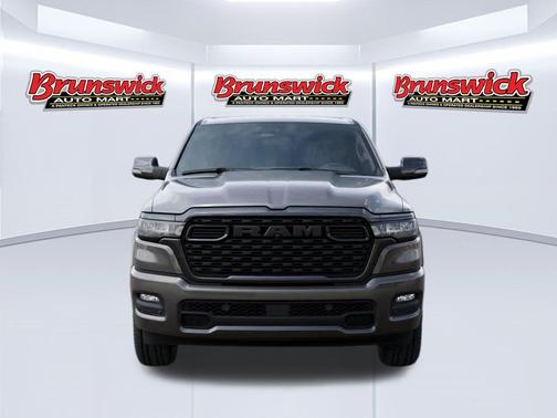 Granite Crystal Metallic Clearcoat 2026 RAM 1500 Big Horn/Lone Star