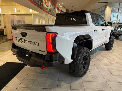 2026 Toyota Tacoma Hybrid TRD Pro