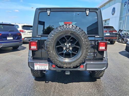 2025 Jeep Wrangler Willys