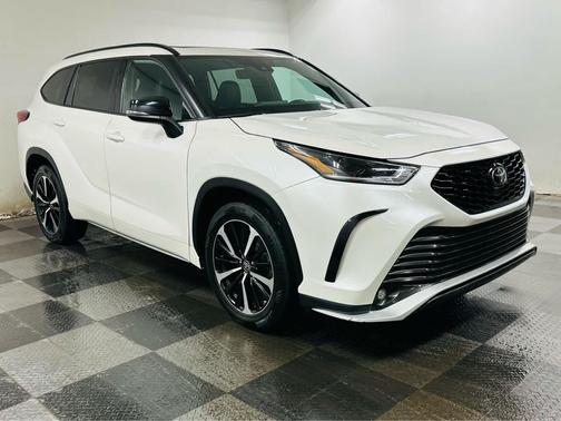 2021 Toyota Highlander XSE