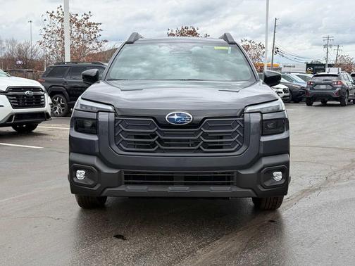 GRY 2026 Subaru Outback Premium