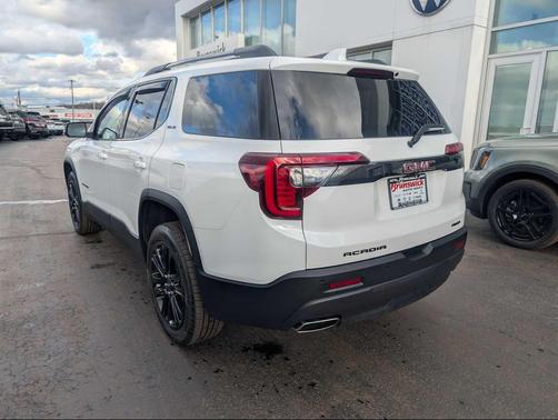 2023 GMC Acadia AWD SLE