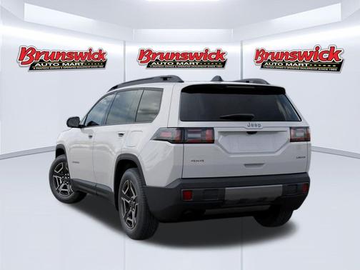 Bright White Clearcoat 2026 Jeep Cherokee Limited